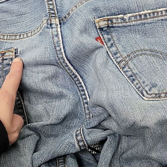 Levi Strauss & Co. Demin Distressed Relaxed Straight Men's Size 30"x32" - Picture 7 of 10